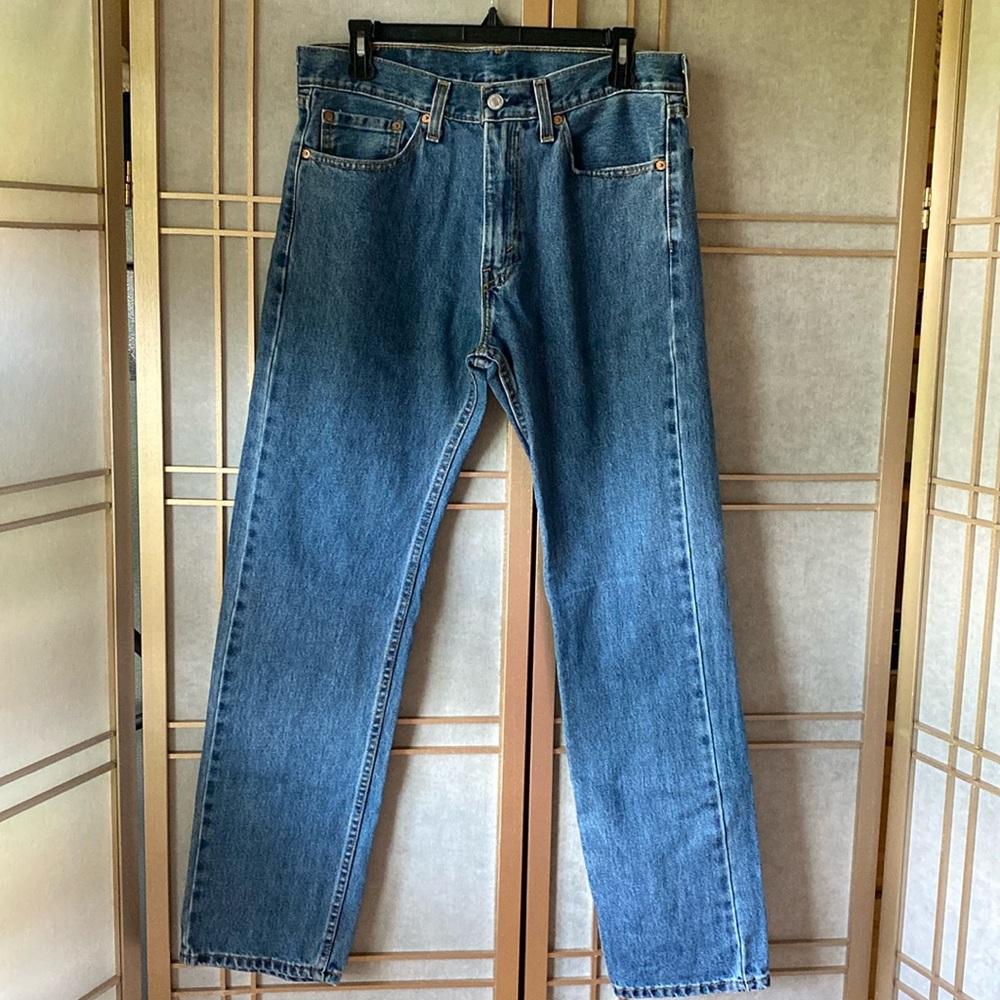 32 x 32 Levi Strauss & Co 505 jeans